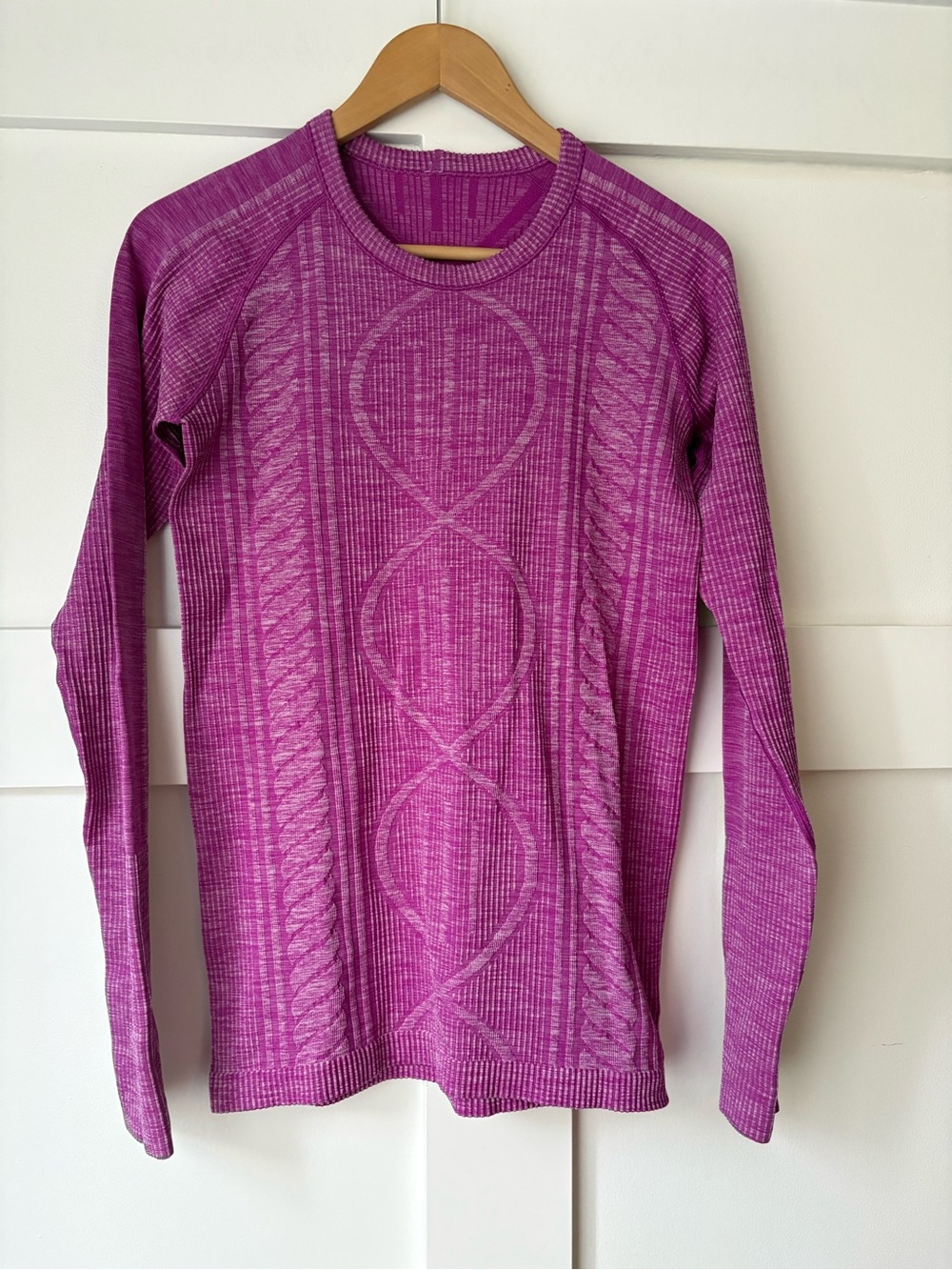 Lululemon • Rest Less Pullover • Size 8 - Picture 3 of 6